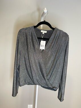 Status by Chenault Women's Metallic Silver Wrap-Style Long Sleeve Top